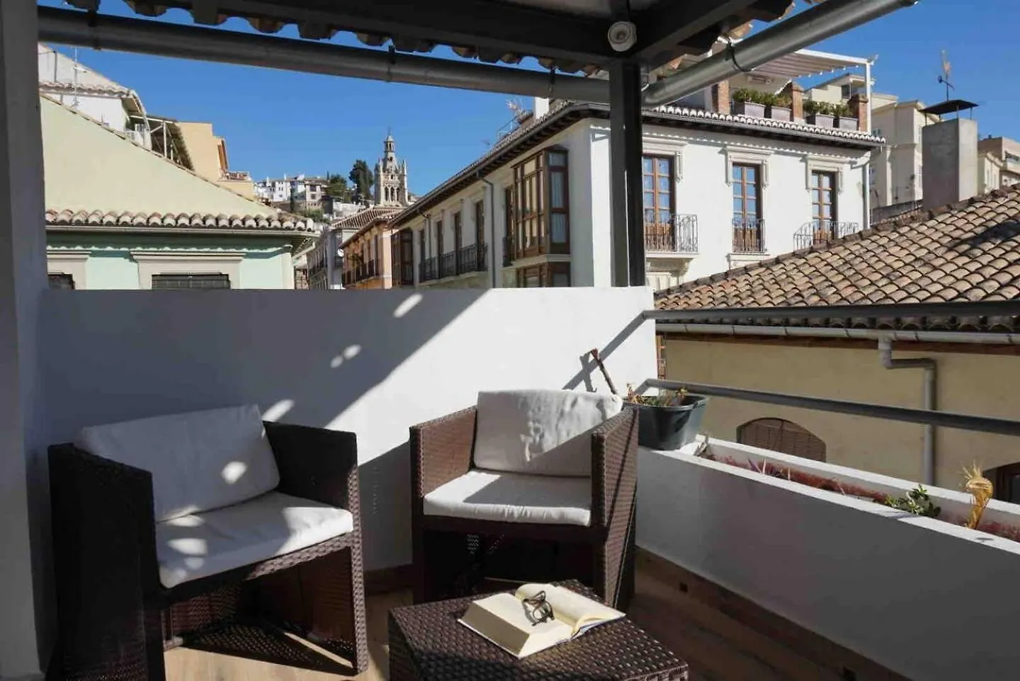 Tuguest Santa Paula Apartments Granada